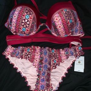 Cute 2 piece swim wear